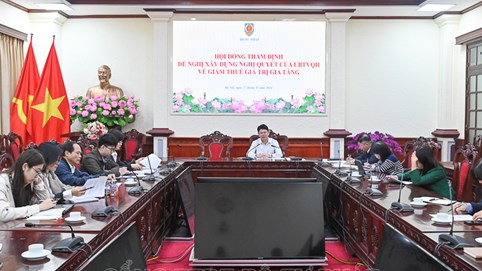 Đề xuất tiếp tục giảm 2% thuế suất thuế giá trị gia tăng đối với một số nhóm hàng hoá, dịch vụ