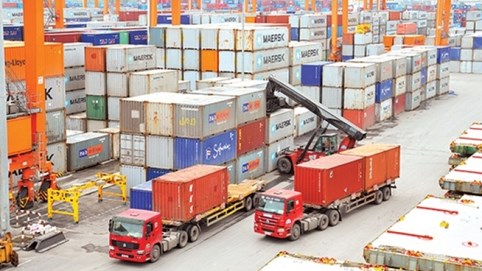 11 tháng, cả nước xuất siêu 10,6 tỷ USD