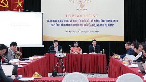 Nâng cao kiến thức về chuyển đổi số, ứng dụng CNTT đáp ứng yêu cầu chuyển đổi số của Bộ,ngành Tư pháp