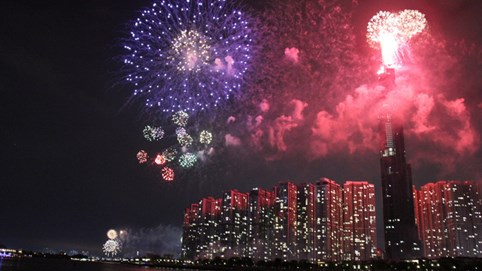 TP HCM xin bắn pháo mừng Tết Dương lịch