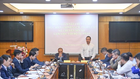Bộ Tư pháp làm việc với Đoàn giám sát chuyên đề thực hiện chính sách, pháp luật về chuyển đổi số