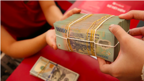 Lãi suất thấp trở thành 'van hỗ trợ' giúp nhiều người tiếp cận tín dụng cho vay mua nhà 