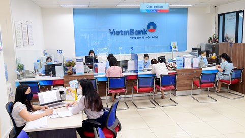 VietinBank sắp thưởng nhân viên gần 6 tháng lương bình quân