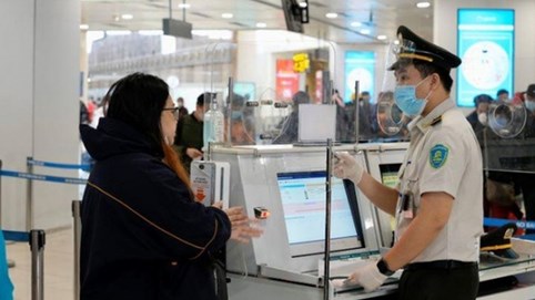 Hoàn thiện cơ sở pháp lý, phát hiện, xử lý các hành vi vi phạm tại cửa khẩu đường hàng không