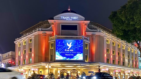 Giá thuê mặt bằng bán lẻ khu vực đắc địa ở TP HCM và Hà Nội tiếp tục tăng cao, đỉnh điểm tới 350 USD/m2/tháng