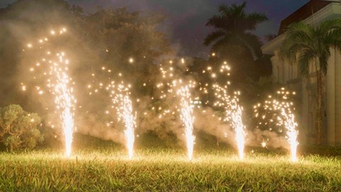 13.000 đồng một túi pháo hoa không tiếng nổ