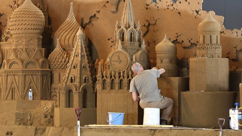 Những tác phẩm điêu khắc tuyệt đẹp làm từ cát