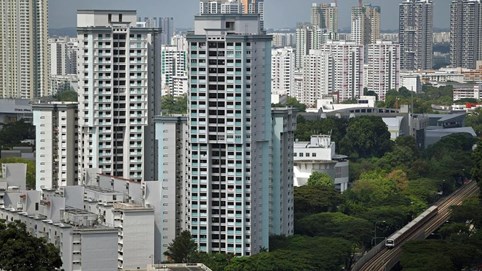 Chuyên gia cảnh báo hiện tượng dễ dàng vay tín dụng bất động sản giữa "cơn bão" sốt đất