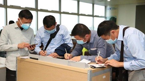 Người dân bắt buộc phải khai báo y tế khi quay trở lại Hà Nội sau kỳ nghỉ lễ 30/4 và 1/5