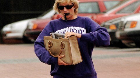 Gucci "tái sinh" lại mẫu túi được công nương Diana yêu thích nhất, thiết kế có từ những năm 90