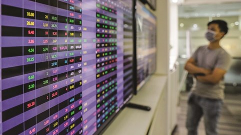 ‘Sóng’ cổ phiếu ngân hàng