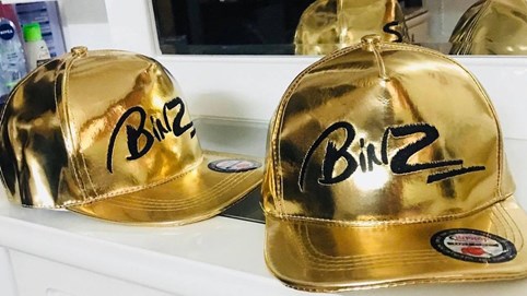 Mũ vàng Rap Việt được bán tràn lan với giá rẻ