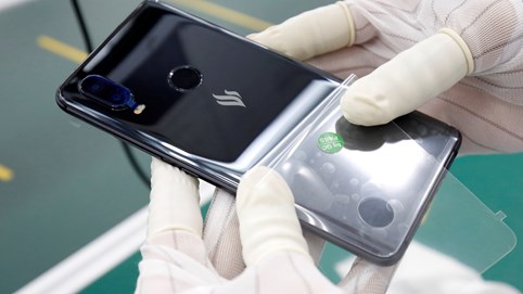 Thị phần smartphone Việt Nam quý 3/2020: Vsmart đi ngang với 9%, Xiaomi tăng mạnh lên 12% và mở cửa hàng Mi Store chính thức tại Hà Nội