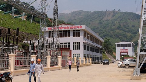 Vinaconex chuyển 35% vốn công ty điện cho Toyota Group