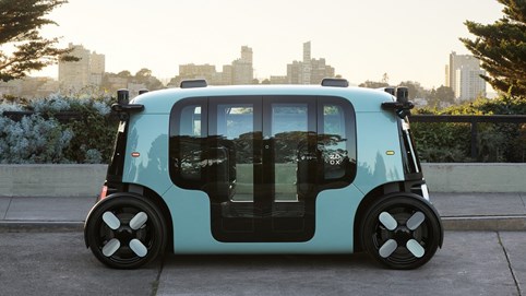 Taxi điện tự hành đầu tiên của Amazon được ra mắt