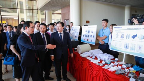 Samsung khẳng định sẽ ưu tiên nhà cung ứng Việt Nam có năng lực 
