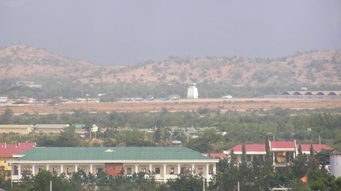 Ninh Thuận kiến nghị đưa sân bay quân sự Thanh Sơn vào khai thác dân dụng