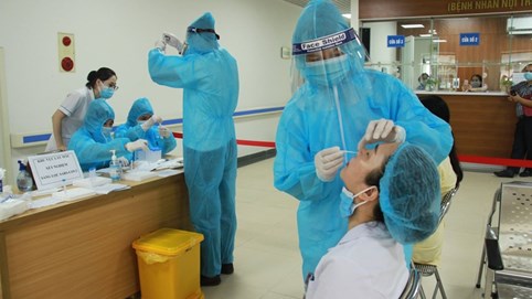 Ngày 9/10: Có thêm 1.319 bệnh nhân khỏi bệnh, Bộ Y tế lên kế hoạch tiêm vắc xin phòng Covid-19 cho trẻ em