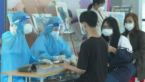 Ngày 17/11: Có 3.873 bệnh nhân khỏi bệnh, Hà Nội tiếp tục gia tăng F0 trong cộng đồng