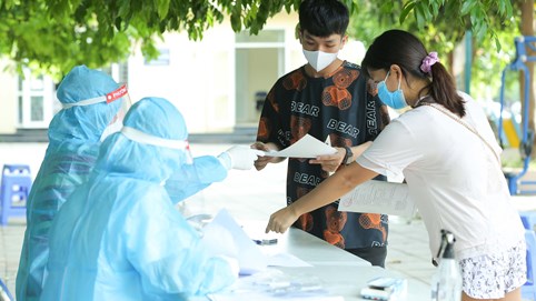 Ngày 2/12: Thêm 13.258 bệnh nhân khỏi bệnh, Hà Nội tiếp tục thêm 509 ca nhiễm mới