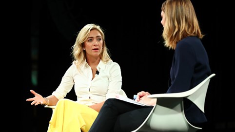 Để phụ nữ làm lãnh đạo giúp doanh nghiệp vượt xa "ngoài mong đợi". Nếu không tin? Hãy nhìn vào Whitney Wolfe Herd! 