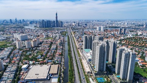 Không đạt mục tiêu tăng trưởng kinh tế 5 năm