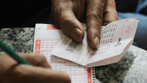 Thêm 1 khách hàng trúng Vietlott trị giá 60 tỷ đồng