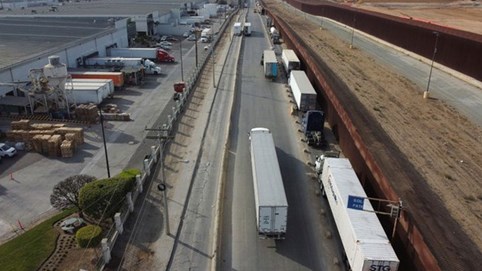 Doanh nghiệp Việt trước nguy cơ thuế quan mới từ Mỹ: Dệt may, đồ gỗ đối mặt rủi ro lớn?