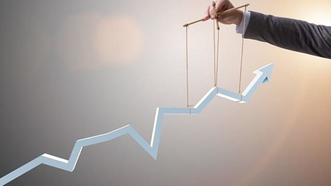 Một cá nhân bị UBCKNN xử phạt hơn nửa tỷ đồng do dùng 24 tài khoản thao túng giá cổ phiếu