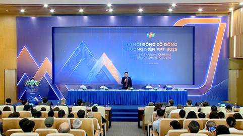 ĐHĐCĐ 2025 Chủ tịch FPT Trương Gia Bình: Doanh nghiệp tư nhân từ 'con ghẻ' nay được coi trọng, tạo mọi điều kiện
