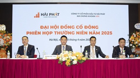 ĐHĐCĐ Hải Phát Invest (HPX): Tự tin xóa sổ nợ trái phiếu trong năm 2025, Chủ tịch cam kết 'sang năm sau sẽ rất khác'