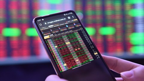 Số tài khoản chứng khoán mở mới của Nhà đầu tư trong nước tháng 4/2023 thấp nhất trong vòng 3 năm trở lại