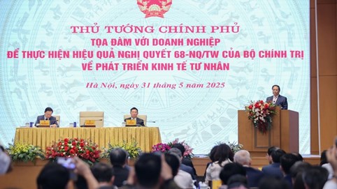 Tọa đàm của Thủ tướng Chính phủ với doanh nghiệp về phát triển kinh tế tư nhân: Doanh nghiệp kiến nghị ưu tiên 70% hàng Việt cho các 'siêu dự án'