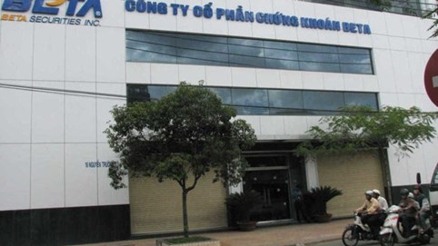 Chứng khoán BETA đặt mục tiêu lợi nhuận 2025 tăng 59%, thông qua chia cổ tức tiền mặt