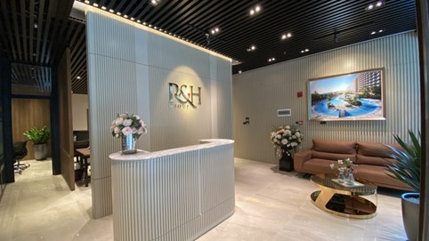 Tập đoàn R&H: Tiếp tục chậm thanh toán lãi hai lô trái phiếu tổng trị giá 5.000 tỷ đồng