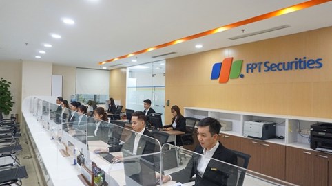 Chứng khoán FPT (FTS): Bán ra một phần khoản đầu tư lãi 42 lần, vừa hoàn tất phát hành ESOP