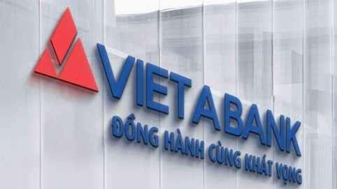 VietABank (VAB): Lợi nhuận quý II tăng 15%, cổ phiếu điều chỉnh sau khi chào sàn HOSE