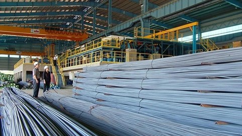 Thép Tiến Lên (TLH) có lãi trở lại, dòng tiền cải thiện mạnh nhưng mới hoàn thành 7,5% kế hoạch năm