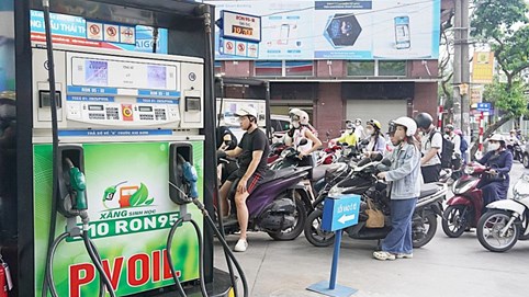 Thí điểm xăng E10: Cuộc chơi của các doanh nghiệp đầu ngành