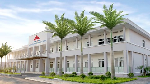 Dược phẩm CPC1 Hà Nội (DTP): Lợi nhuận bán niên sụt giảm vì bút toán thuế, Chủ tịch HĐQT vẫn mạnh tay mua vào