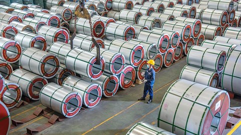 Thép xây dựng 'thắng lớn' tại thị trường nội địa, nhóm tôn mạ xuất khẩu gặp khó