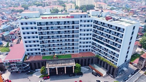 Bệnh viện TNH (TNH): Báo lỗ hơn 55 tỷ đồng, Chủ tịch thoái vốn, vẫn sắp phát hành cổ phiếu thưởng