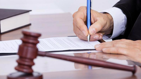 Cổ phiếu LBE 'bất động', Thương mại và Dịch vụ LVA nhận loạt án phạt từ UBCKNN