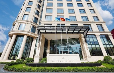 Đất Xanh (DXG): Doanh thu 'đi lùi', dòng vốn 1.700 tỷ vừa huy động tiếp tục chạy lòng vòng qua các công ty con