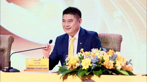 'Bầu' Thụy và triết lý 'thay áo đổi vận': Từ Thaiholdings, LPBank đến kỳ vọng mới tại Sacombank