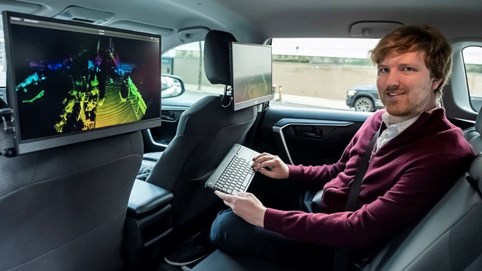 Tỷ phú tự thân trẻ tuổi nhất: 26 tuổi được ví như Elon Musk thứ hai, phát minh công nghệ xe tự lái