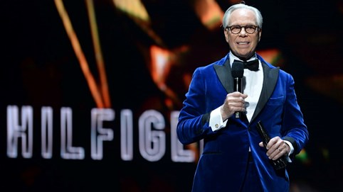 Tommy Hilfiger: Khởi nghiệp với số vốn 150 USD, trở thành tỷ phú ngành thời trang nhờ tầm nhìn đi trước thời đại