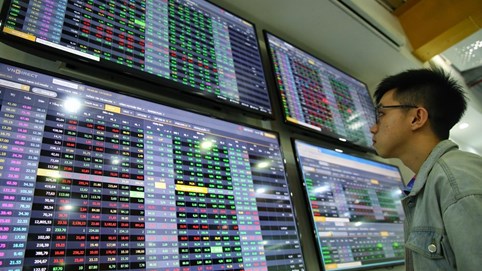 Chứng khoán 28/2: Dòng tiền đi vắng, VN-Index chỉ hồi phục nhẹ