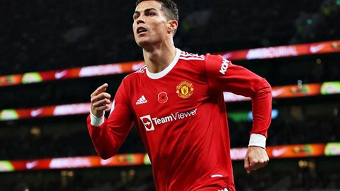 Cristiano Ronaldo tham gia vòng gọi vốn 100 triệu USD của start-up NFT về bóng gậy