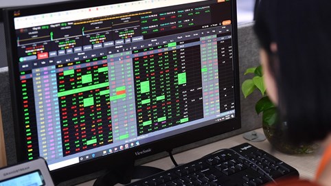 Chứng khoán 14/4: Thanh khoản kém, thị trường không giữ được đà tăng